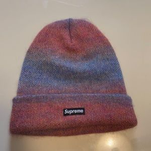 Supreme Beanie (Wool)